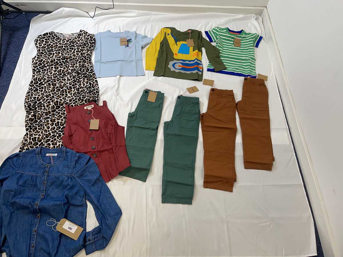 Lot Boden clothing