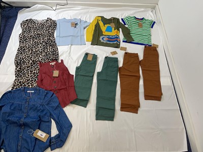 Lot Boden clothing
