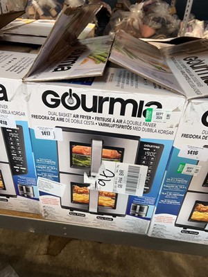Lot 1417 - Boxed Gourmia dual basket air fryer