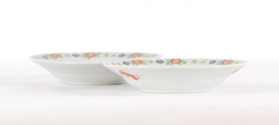 Lot 189 - A pair of Chinese famille rose porcelain bowls...