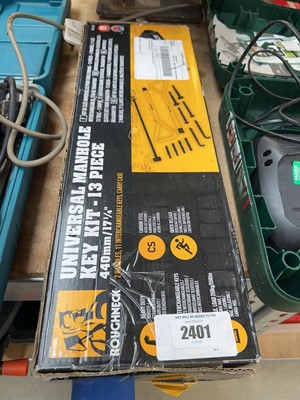 Lot 2401 - Boxed Roughneck heavy duty universal 13 piece...