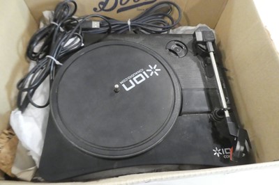 Lot 1763 - Ion Contour LP Compact Vinyl to MP3 turntable