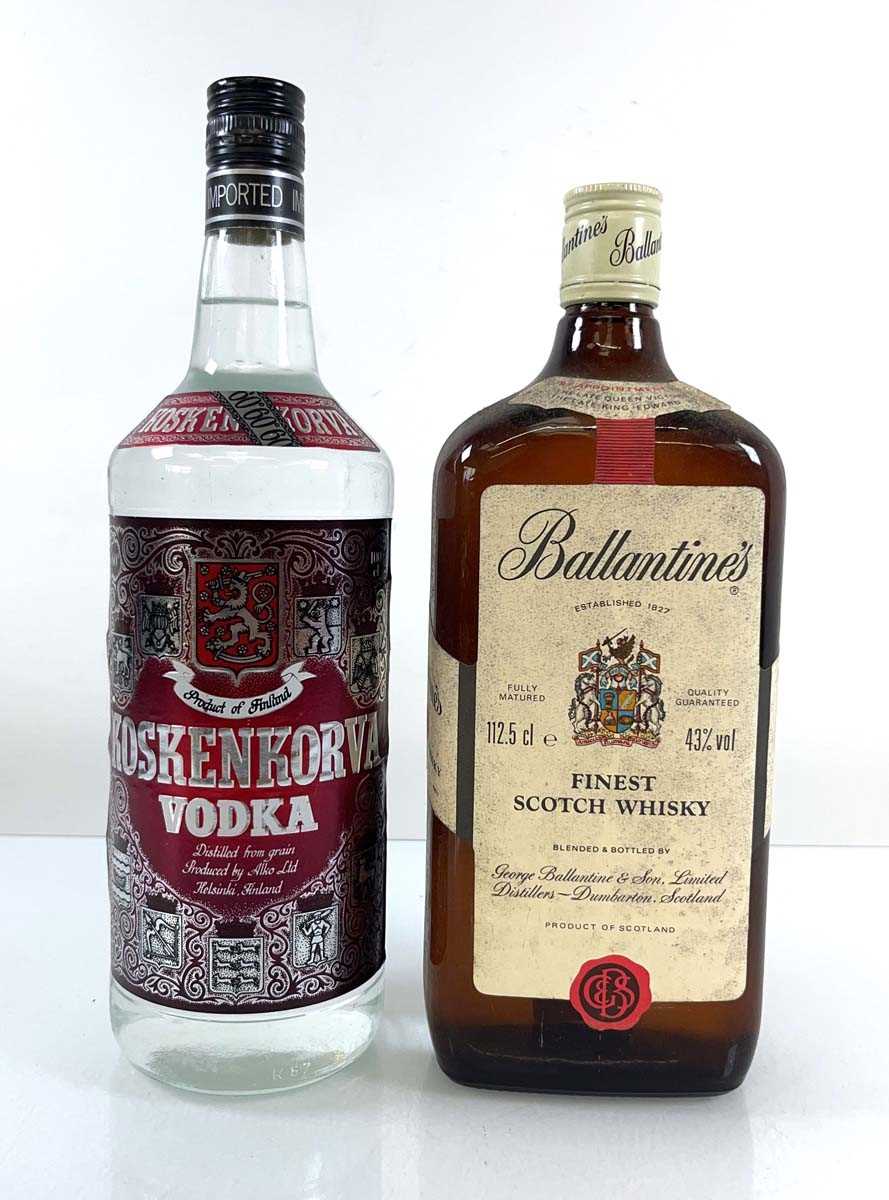Lot 28 - 2 bottles, 1x Ballebtine's Finest Scotch...