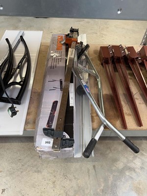 Lot 2413 - Magnusson heavy duty saw horse together with 2...