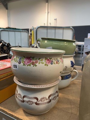 Lot 1215 - 5 ceramic chamber pots with floral motif