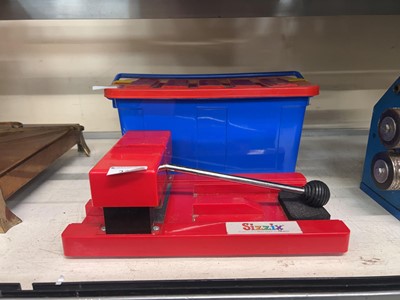 Lot 327 - A Sizzix printing press and a box of assorted...