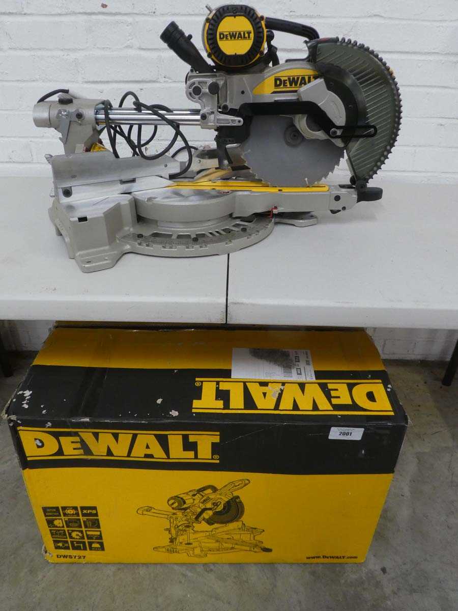 Lot A Dewalt 240v DWS727-GB 250mm XPS Double bevel...