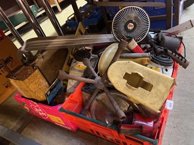 Lot 466 - Two trays of motoring related items to include...