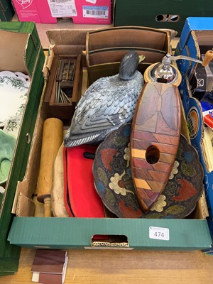 Lot 474 - A tray of assorted goods to include eastern...