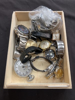 Lot 429 - A box containing an assortment of wristwatches...