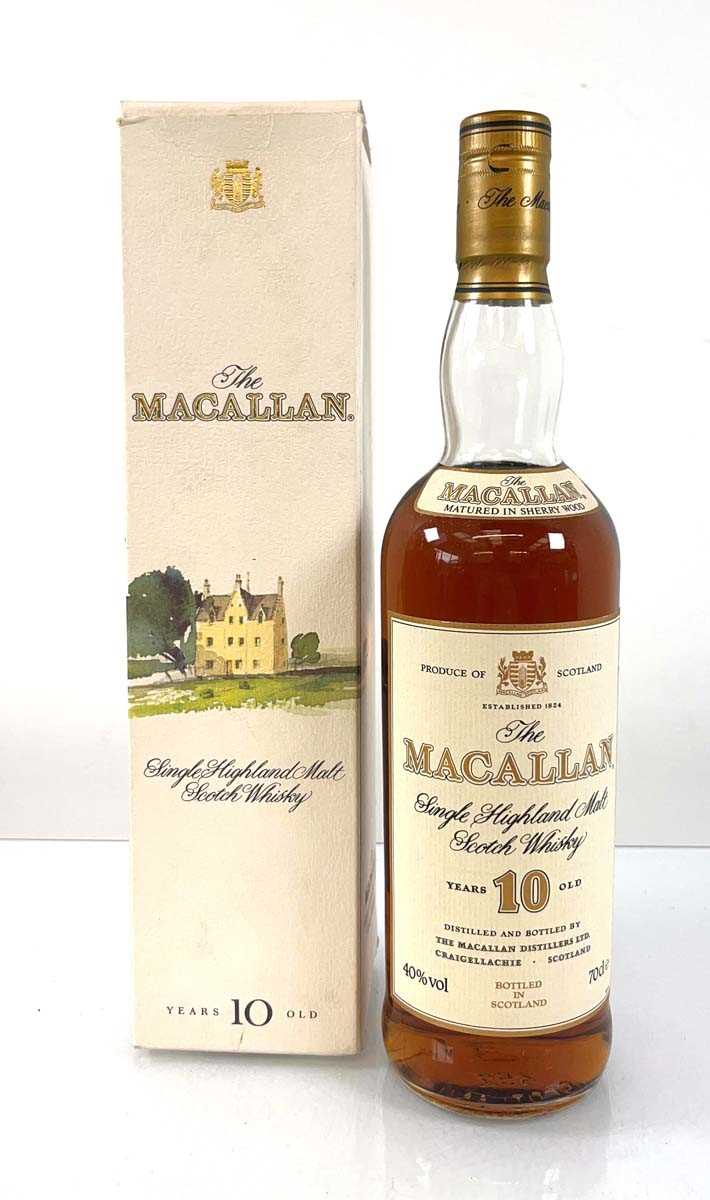 Lot 39 - A bottle of The MACALLAN 10 year old Single...