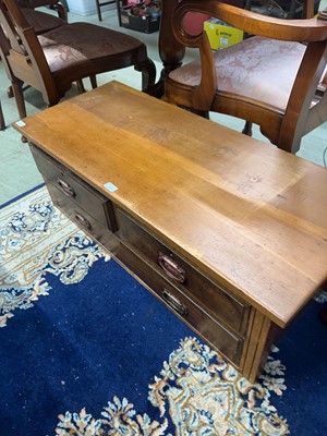 Lot 120 - A 20th-Century mahogany effect unit with two...