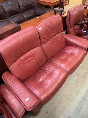 Lot 123 - A red leather upholstered Ekorne Stressless...