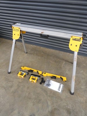 Lot A DeWalt DE7033-XJ Compact Mitre Saw...