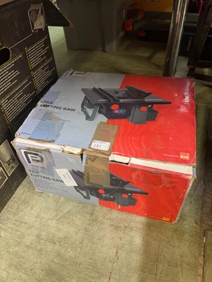 Lot 181 - A boxed Performance Tools tile cutting saw