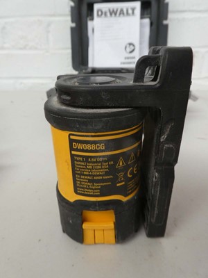 Lot A Cased DeWalt DW088CG type1 4.5v green beam...