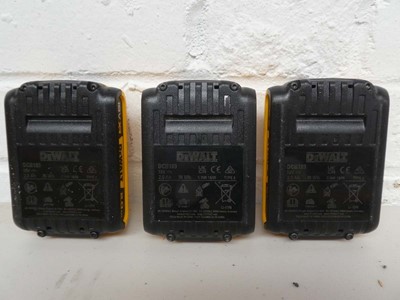 Lot Three DeWalt 2.0 ah 18v XR brushless batteries