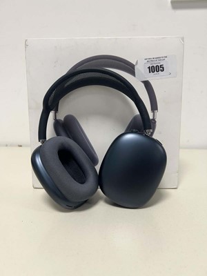 Lot Apple AirPods Max with Smart Case, Midnight,...