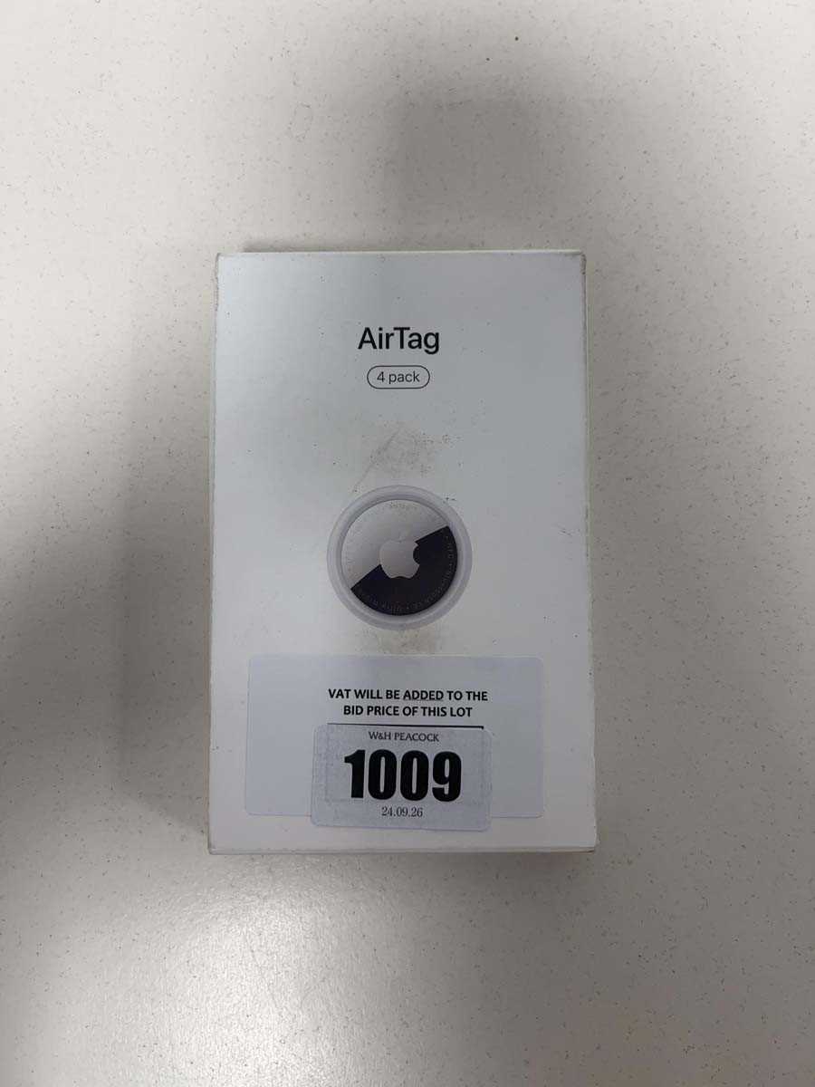 Lot Apple AirTag 4 pack, model A2187, boxed
