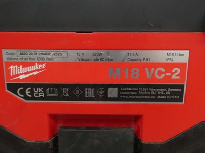 Lot A Milwaukee M18 VC-2 18v Cordless wet and dry...