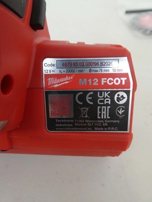 Lot A Milwaukee fuel 9M12 FCOT) 18v cordless cut...