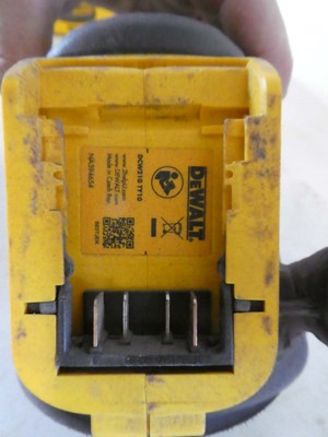 Lot DeWalt DCW210 type 10 18V XR Brushless Orbital...