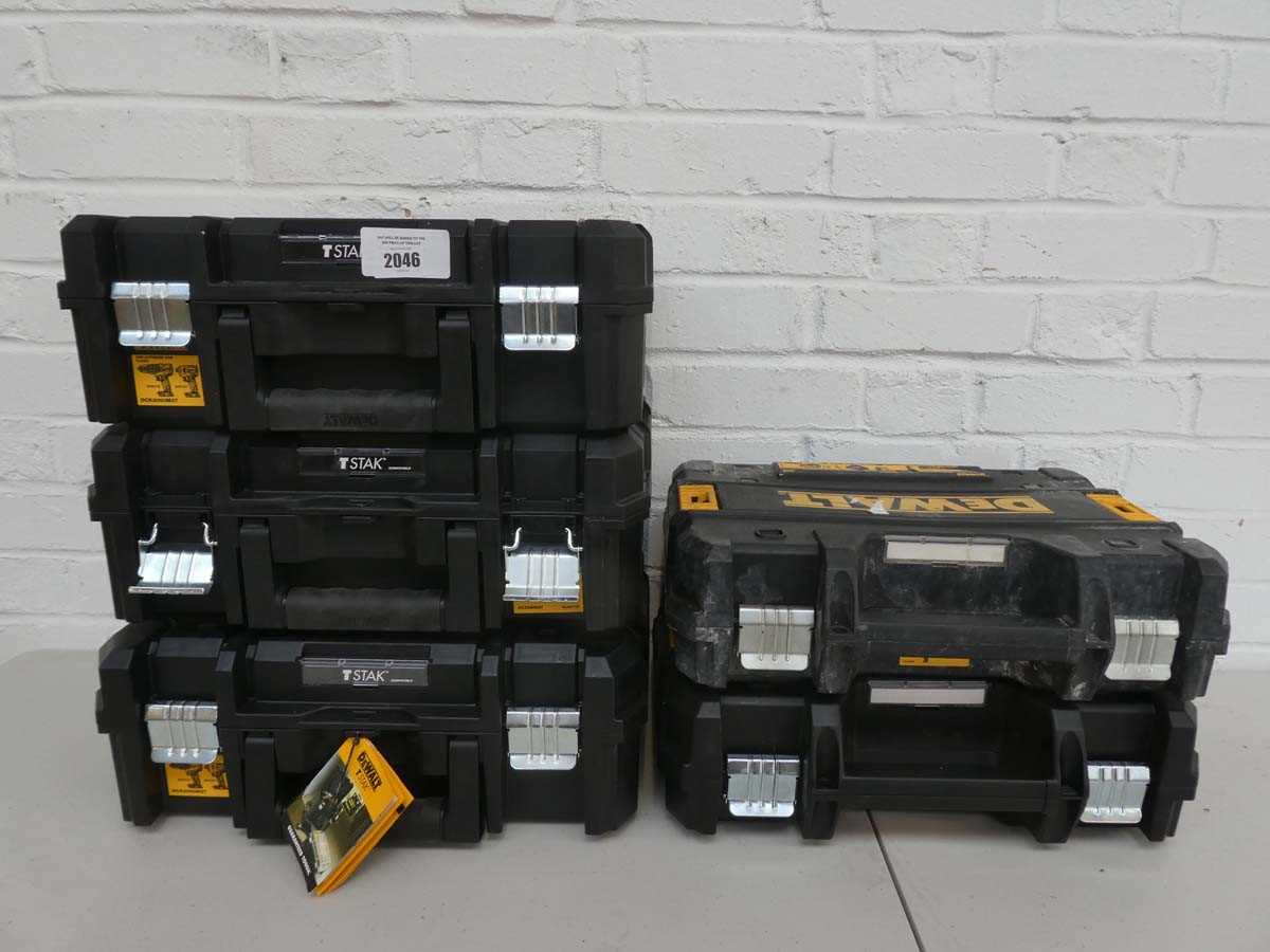 Lot 5x DeWalt hard-shell tool cases, including 3x...
