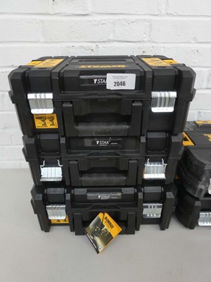 Lot 5x DeWalt hard-shell tool cases, including 3x...
