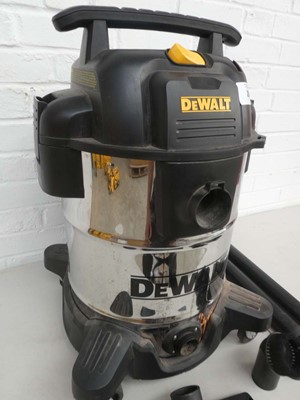 Lot DeWalt DXV38S 38L 240V Wet & Dry Vacuum...
