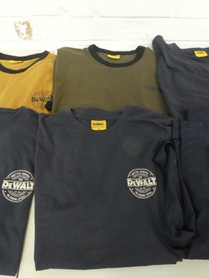 Lot 7x DeWalt branded t-shirts in...