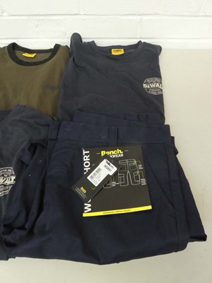 Lot 7x DeWalt branded t-shirts in...