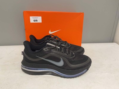Lot 1315 - Nike UK10.5 pegasus premium trainers in black -...