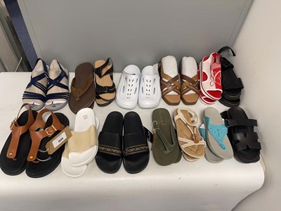 Lot 1334 - 14x Pairs of sandals to include Hoka, Animal,...
