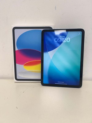 Lot Apple iPad (A16), 128GB, model A3354, boxed