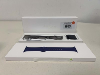 Lot Apple Watch Series 10, 46mm, Silver Aluminium...