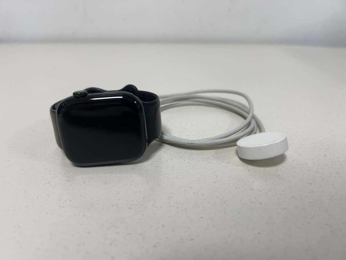 Lot Apple Watch Series 10, 46mm, Black Titanium...