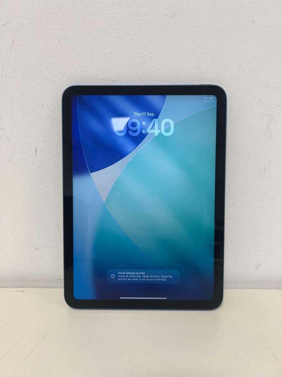 Lot Apple iPad (10th Generation), 64GB