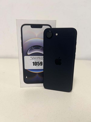 Lot Apple iPhone 16e, Black, 128GB, boxed