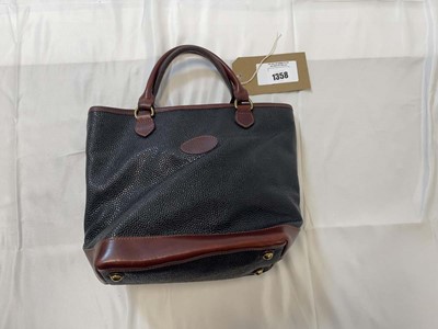 Lot 1358 - Vintage Mulberry handbag in black (signs of wear)