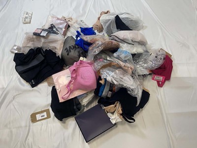 Lot 1362 - Mixed underwear