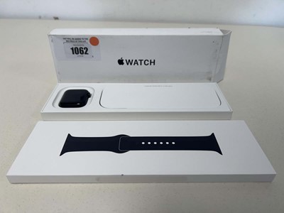 Lot Apple Watch SE (Gen 2), 40mm, Midnight...