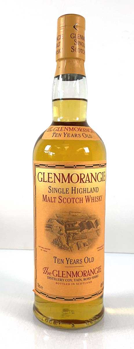 Lot 54 - A bottle of Glenmorangie Ten year old Single...