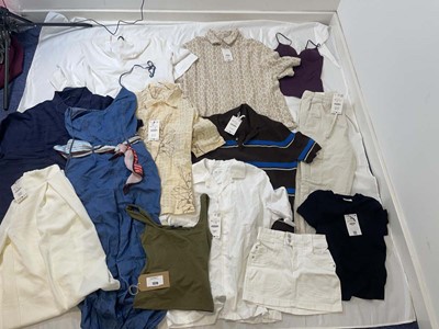 Lot 1376 - Zara & Sister Companies clothing