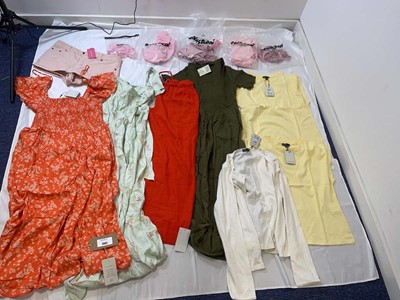 Lot 1382 - NoBody's Child & Edikted clothing