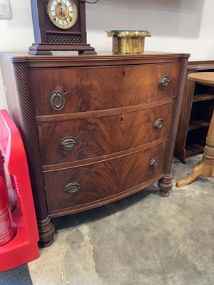 Lot 1001 - Bow fronted mahogany chest of 3 drawers