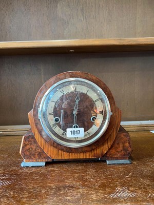Lot 1017 - Mahogany cased mantel clock