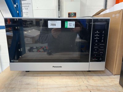 Lot 2006 - Panasonic NN-SF464M digital microwave oven in...