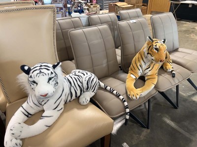 Lot 1057 - 2 stuffed toy tigers including one white tiger