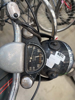 Lot 4011 - (403 YUK) 1945 BSA C10 250cc motorbike in...