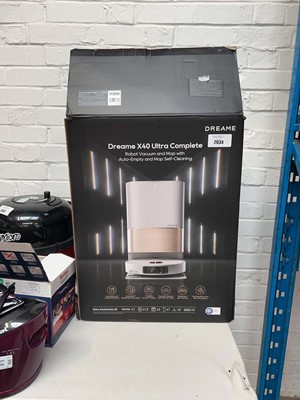 Lot 2034 - Dreame X40 Ultra Complete robotic vacuum...